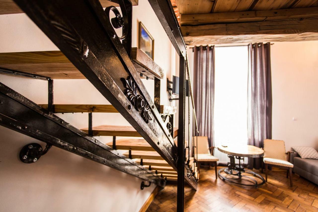 Lovenovsky Apartment *